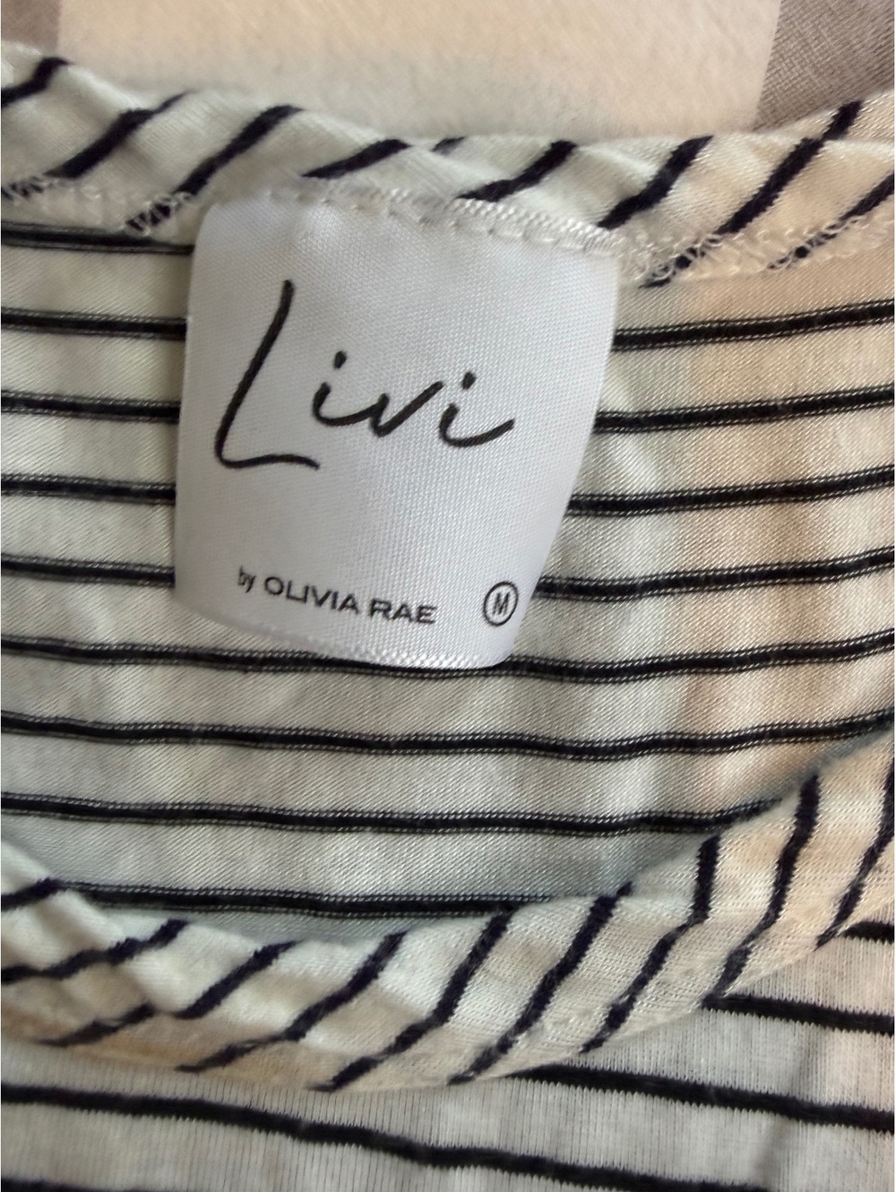 Women's Top | Tank Top | Livi by Olivia Rae | Size Medium - Picture 2 of 5